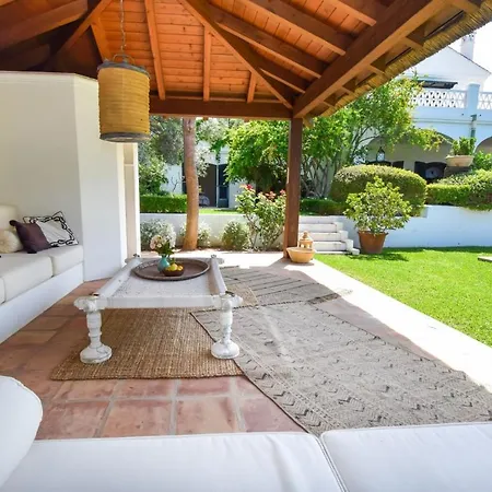 Spacious Andalusian-inspired With Scenic Views Marbella