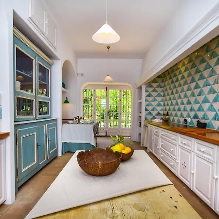 Spacious Andalusian-inspired With Scenic Views Villa *